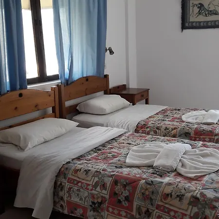 Aparthotel Haris 3*