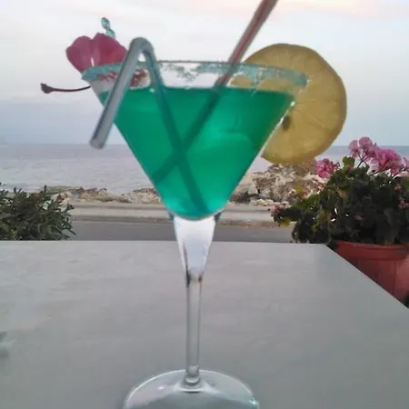 Haris Aparthotel Palaiochora